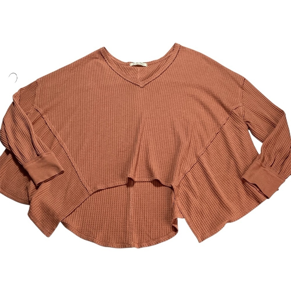 We The Free Oversized Waffle V-Neck Sweater in Dusty Terracotta - Picture 4 of 10